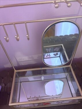 Gold Jewelry Organizer Stand with Oval Mirror